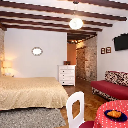Capogrosso Palace Apartment Split